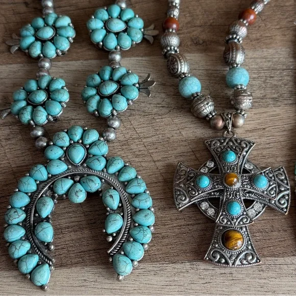 28 Piece Western Statement Jewelry Bundle - Squash Blossom Bracelets Earrings - Picture 10 of 13